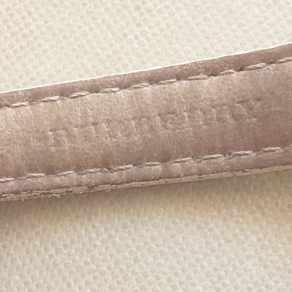 BURBERRY WATCH PRICE IS FIRM. - Picture 5 of 8